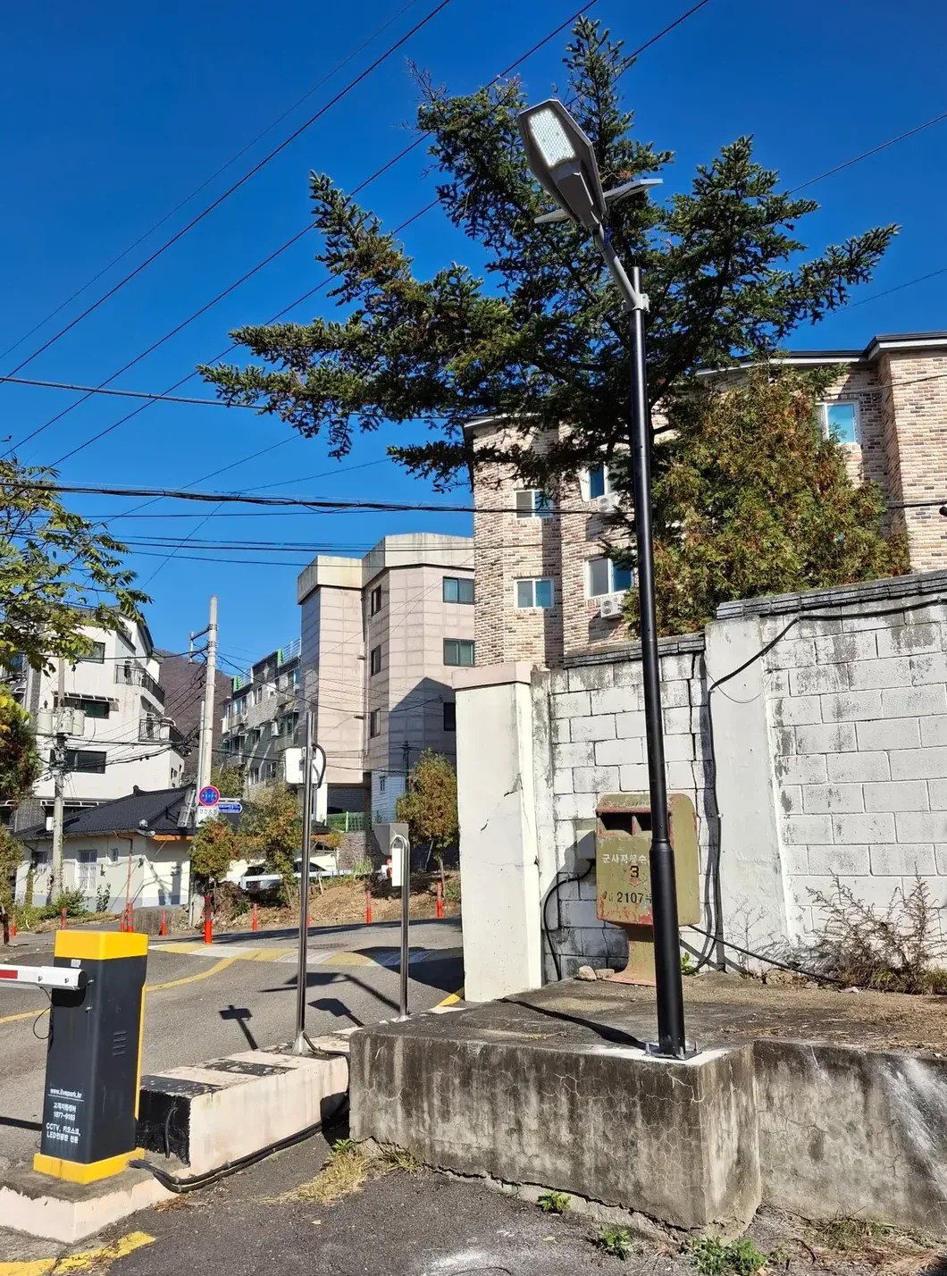 아파트·공동주택 태양광가로등 설치 완료